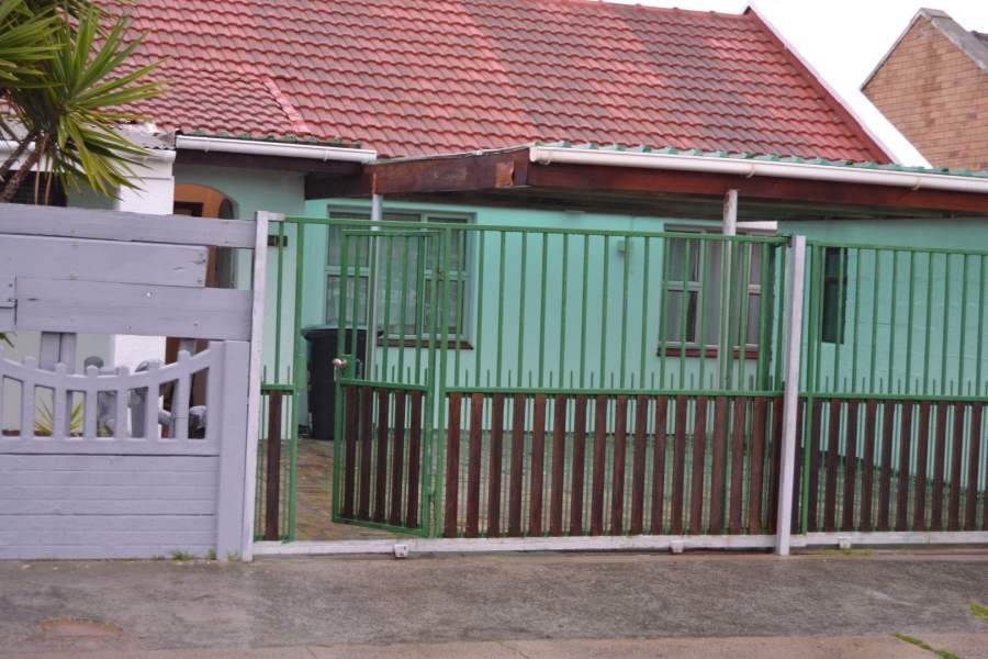 3 Bedroom Property for Sale in Strandfontein Western Cape